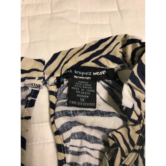 Saint Tropez West Sleeveless Top - Picture 3 of 5